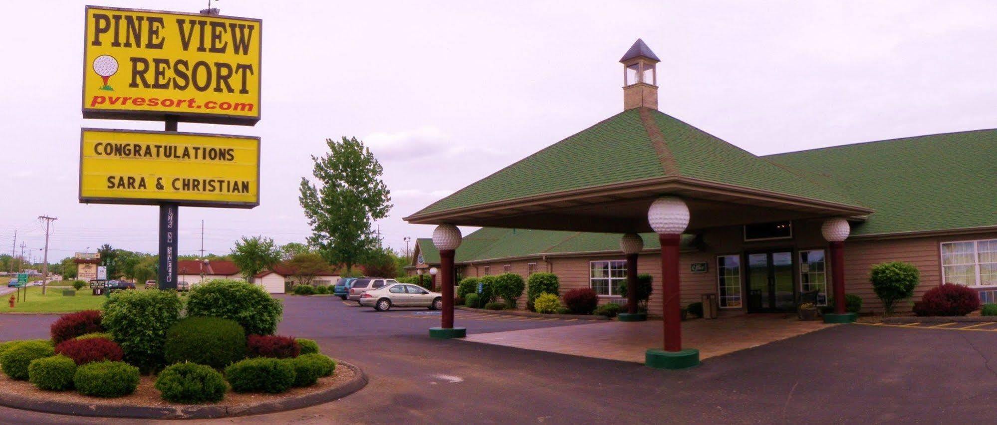 מונטיצ'לו Pine View Resort מראה חיצוני תמונה